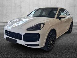 Bianco Usata 2023 Porsche Cayenne Platinum Edition SUV | 87.450 € (Buon prezzo)