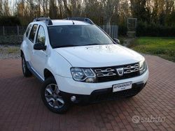 Bianco Usata 2013 Dacia Duster Lauréate SUV | 7500 € (Buon prezzo)