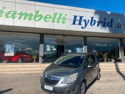 Argento Usata 2011 Opel Meriva Cosmo Monovolume | 5390 € (Cara)