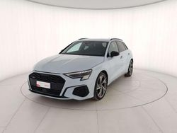 Bianco metallizzato Usata 2024 Audi A3 Comfort Tre volumi | 44.000 € (Molto cara)