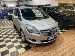 Grigio Usata 2015 Opel Meriva Cosmo Monovolume | 7390 € (Buon prezzo)