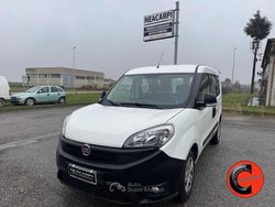 Bianco pastello Usata 2018 Fiat Doblò Monovolume | 7500 € (Buon prezzo)