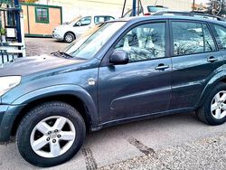 Grigio Usata 2005 Toyota RAV4 Sol SUV | 3198 € (Buon prezzo)