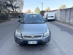 Grigio Usata 2011 Fiat Sedici SUV | 4200 € (Buon prezzo)
