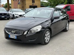Usata 2013 Volvo V60 R-Design Momentum Station wagon | 5999 € (Buon prezzo)