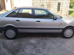 Argento Usata 1992 Audi 80 Tre volumi | 5500 €