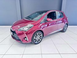 Rosso Usata 2018 Toyota Yaris Hybrid Style Tre volumi | 11.650 € (Buon prezzo)