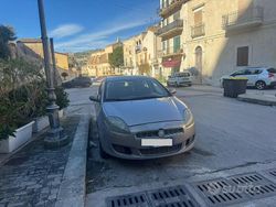 Usata 2011 Fiat Bravo Due volumi | 2500 € (Buon prezzo)