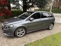 Grigio Usata 2014 Mercedes B180 Monovolume | 9300 € (Buon prezzo)