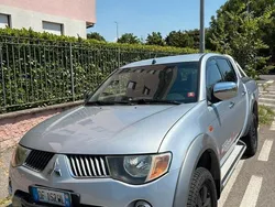Usata 2007 Mitsubishi L200 Intense Pick-up | 12.999 € (Buon prezzo)