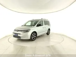 Argento Nuova 2024 VW Caddy Style Monovolume | 41.900 € (Molto cara)