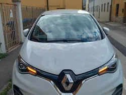 Bianco Usata 2022 Renault Zoe Business Due volumi | 15.800 € (Buon prezzo)