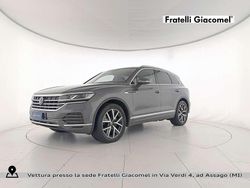 Grigio Usata 2023 VW Touareg Elegance SUV | 54.900 € (Buon prezzo)