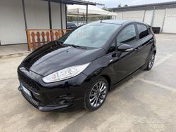Nero Usata 2017 Ford Fiesta ST-Line Tre volumi | 8990 € (Buon prezzo)