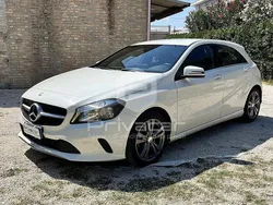 Bianco Usata 2016 Mercedes A180 Due volumi | 12.100 € (Buon prezzo)