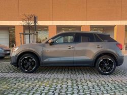 Grigio Usata 2017 Audi Q2 Business SUV | 15.900 € (Buon prezzo)