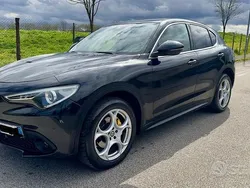 Usata 2017 Alfa Romeo Stelvio Veloce SUV | 16.300 € (Ottimo prezzo)