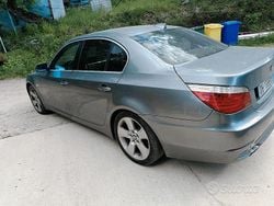 Grigio Usata 2007 BMW 530 Tre volumi | 5000 €