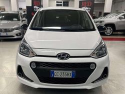 Bianco Usata 2019 Hyundai i10 Due volumi | 9900 € (Buon prezzo)
