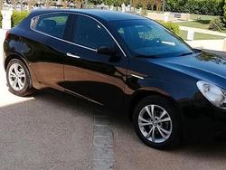 Nero Usata 2013 Alfa Romeo Giulietta Distinctive Tre volumi | 6000 € (Buon prezzo)