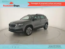 Grigio graphite metallizzato Usata 2022 Skoda Karoq Executive SUV | 17.900 € (Buon prezzo)