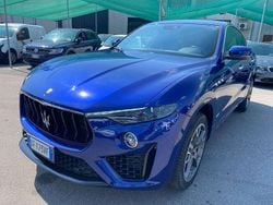 Blu/azzurro Usata 2021 Maserati Levante SUV | 49.900 € (Cara)