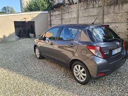 Usata 2013 Toyota Yaris Tre volumi | 5500 € (Buon prezzo)