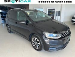 Nero Usata 2018 VW Touran Executive Monovolume | 13.000 € (Buon prezzo)