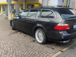 Nero Usata 2006 BMW 520 Tre volumi | 2500 €