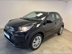 Nero Nuova 2025 Toyota Aygo Active Due volumi | 15.990 €