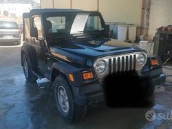 Nero Usata 2001 Jeep Wrangler Sport SUV | 17.500 € (Buon prezzo)