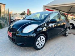 Nero Usata 2006 Toyota Yaris Sol Tre volumi | 5900 € (Molto cara)