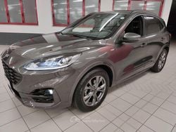 Grigio scuro Usata 2021 Ford Kuga ST-Line SUV | 20.400 € (Buon prezzo)