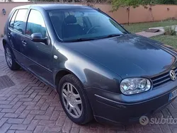 Usata 2002 VW Golf IV Comfortline Tre volumi | 799 € (Super prezzo)