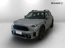 Moonwalk grey metallic Usata 2020 Mini One D Countryman Hype SUV | 24.500 € (Buon prezzo)