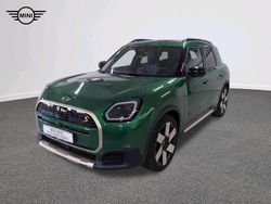 Verde Usata 2024 Mini Countryman Favoured SUV | 38.099 € (Buon prezzo)