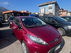 Rosso Usata 2009 Ford Fiesta Trend Due volumi | 4700 € (Buon prezzo)