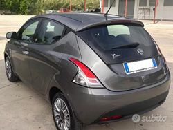 Grigio Usata 2013 Lancia Ypsilon Due volumi | 5900 € (Buon prezzo)