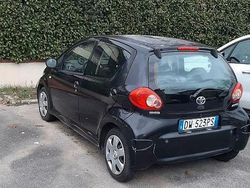 Nero Usata 2009 Toyota Aygo Due volumi | 4000 € (Ottimo prezzo)