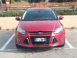 Usata 2012 Ford Focus Tre volumi | 8000 € (Molto cara)