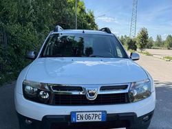 Bianco Usata 2012 Dacia Duster SUV | 5900 € (Molto cara)