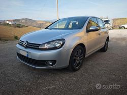 Grigio Usata 2010 VW Golf VI Due volumi | 4299 € (Ottimo prezzo)