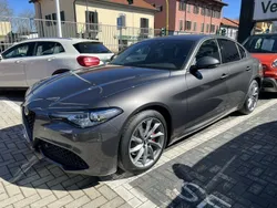 Grigio Usata 2022 Alfa Romeo Giulia Sprint Sprint Coupé | 42.490 € (Molto cara)