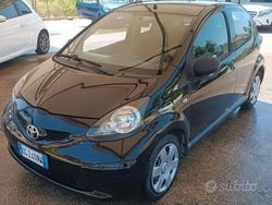 Nero Usata 2008 Toyota Aygo Sol Due volumi | 3200 € (Buon prezzo)