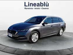 Grigio Usata 2024 Skoda Octavia Ambition Station wagon | 26.200 € (Ottimo prezzo)