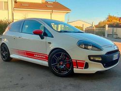 Bianco Usata 2013 Abarth Punto Evo Due volumi | 12.000 € (Buon prezzo)