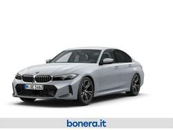 Brooklyn grey metallic Nuova 2025 BMW 330 M Sport Tre volumi | 62.600 € (Buon prezzo)