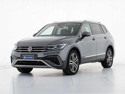 Grigio Usata 2022 VW Tiguan Allspace Elegance SUV | 29.500 € (Buon prezzo)