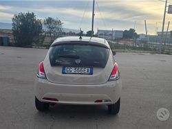 Bianco Usata 2021 Lancia Ypsilon Due volumi | 11.000 €