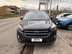 Verde Usata 2017 Ford Kuga ST-Line SUV | 10.999 € (Buon prezzo)